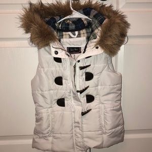 Love Tree boutique vest